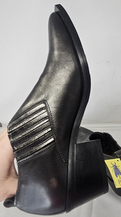 Fly London Ivon Smoke Leather Ankle Snip Boots Sz EU38 US7-7.5 Silver Metallic - Picture 5 of 14